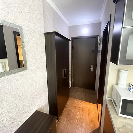 Apartment Near The Sea Батуми Экстерьер фото