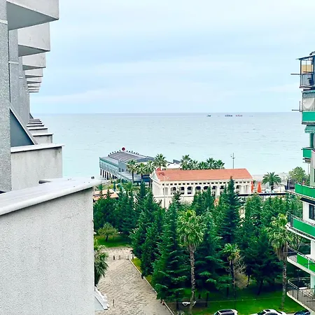 Apartment Near The Sea Батуми Экстерьер фото